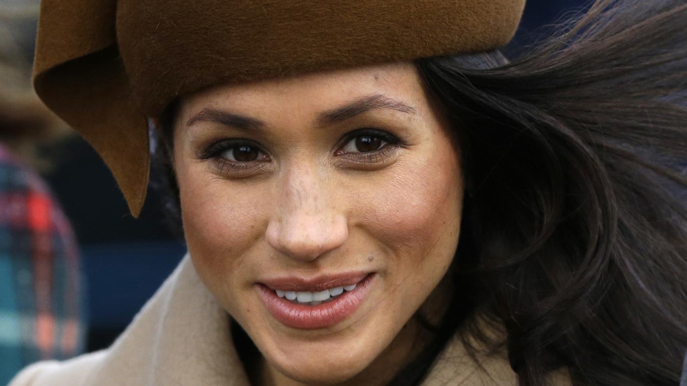 Jo Marney diventata partner di Bolton tre settimane dopo avere diffuso i suoi apprezzamenti su Meghan Markle