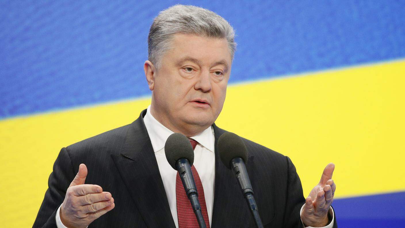 Petro Poroshenko ha pubblicamente ringraziato Donald Trump per le armi anticarro