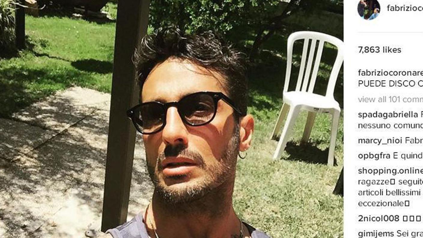 Fabrizio Corona tradito dai social che gli garantiscono elevata visibilità? 