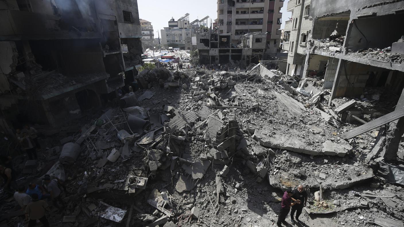 Nuovi raid con un pesante bilancio a Gaza.jpg