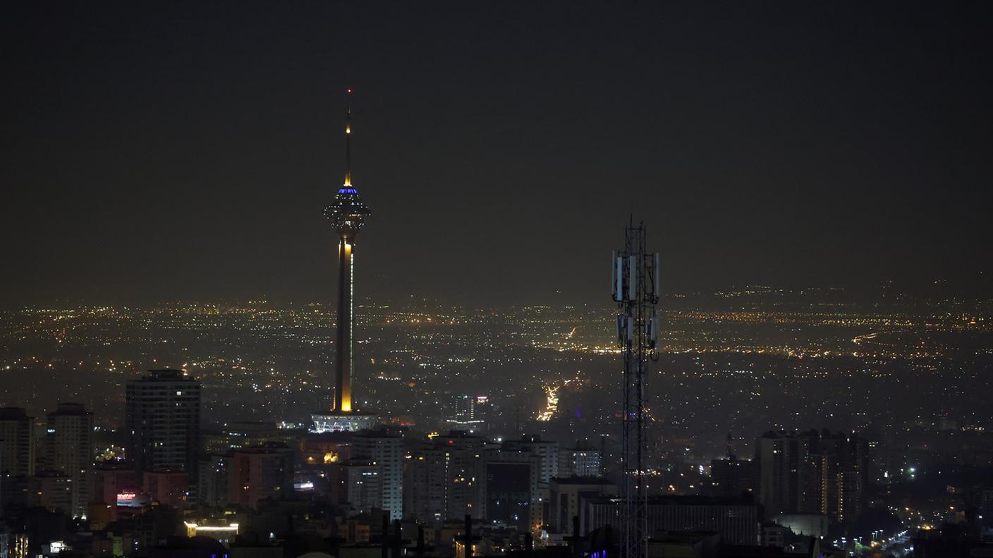 La capitale iraniana Teheran attaccata da Israele