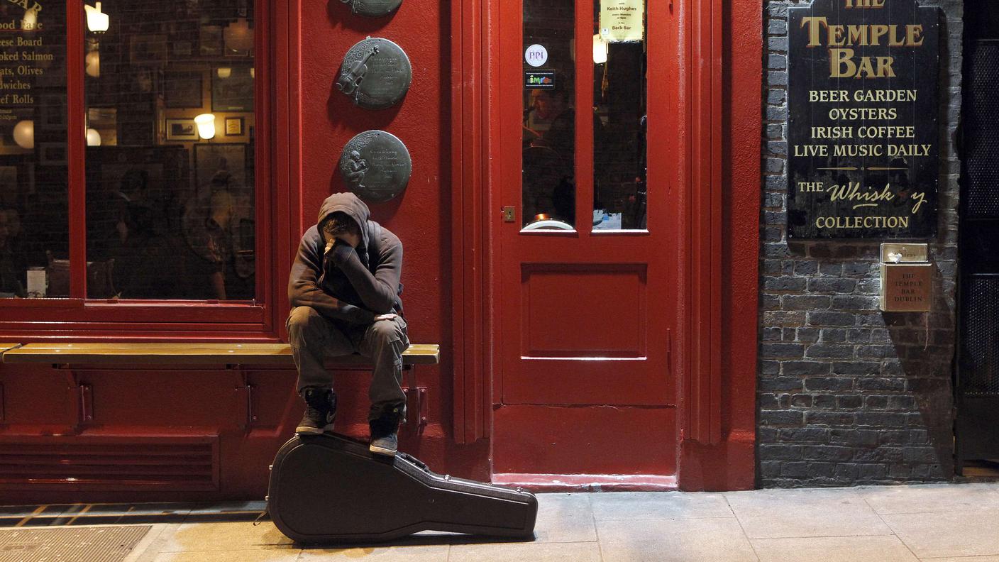 Su con il morale: si riaprono le porte dei pub irlandesi anche nel venerdì santo