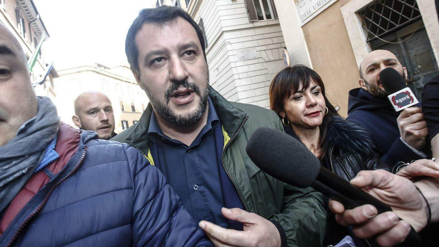 Il leghista Salvini: "Se tutti rimangono sulle loro posizioni si va a votare a giugno o a ottobre"