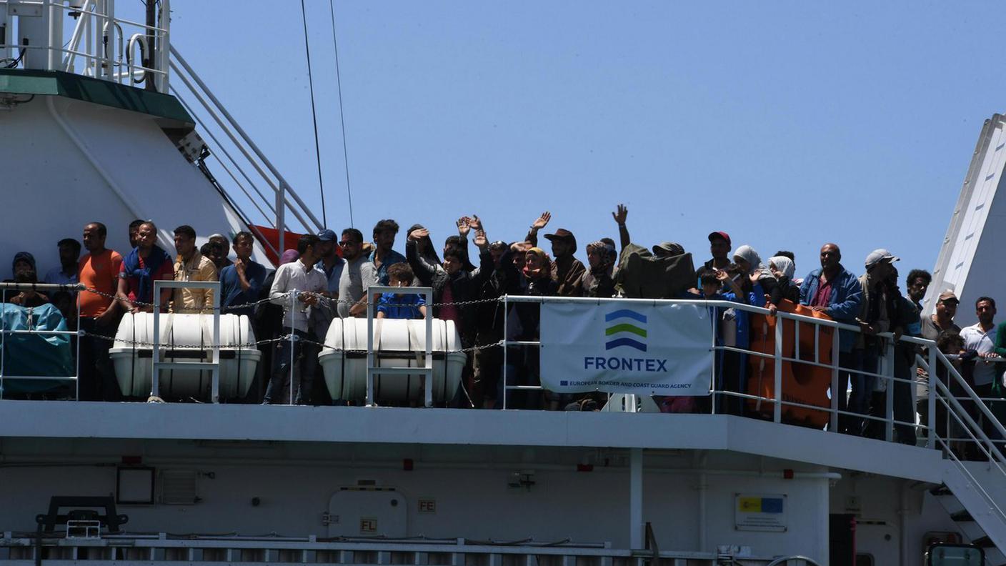 Cala il numero degli sbarchi sulle coste italiane