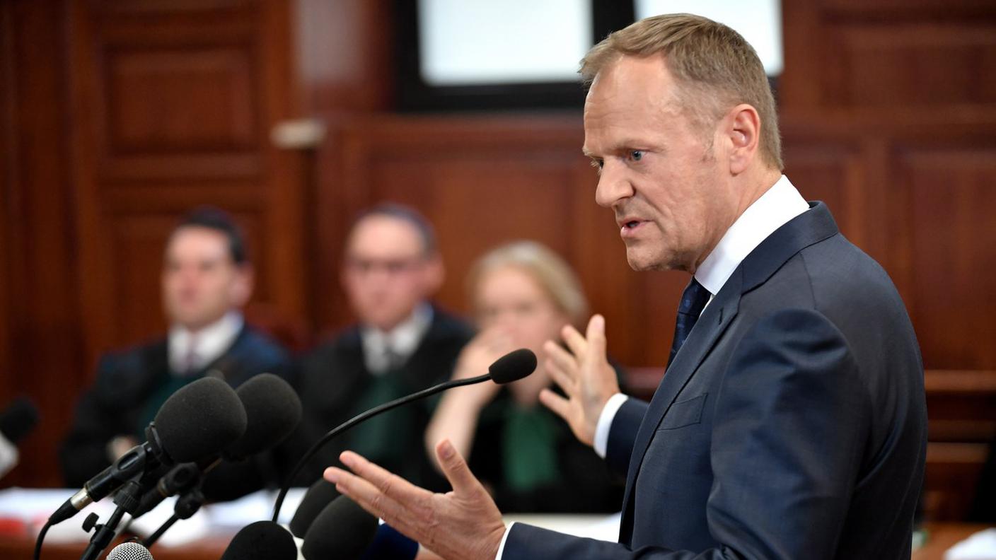 Donald Tusk davanti ai giudici a Varsavia