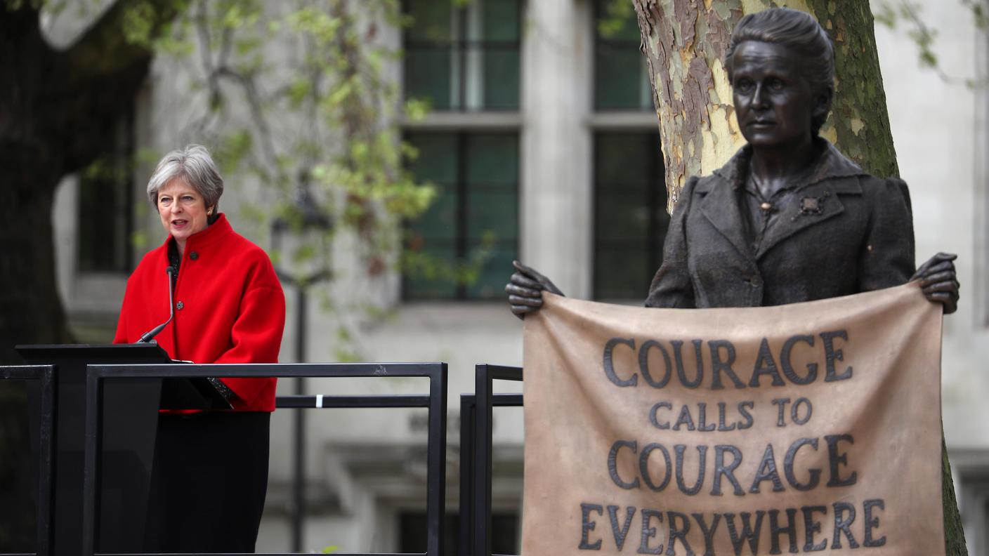 Anche Theresa May ha rimarcato il ruolo di Millicent Fawcett nella storia del Regno Unito