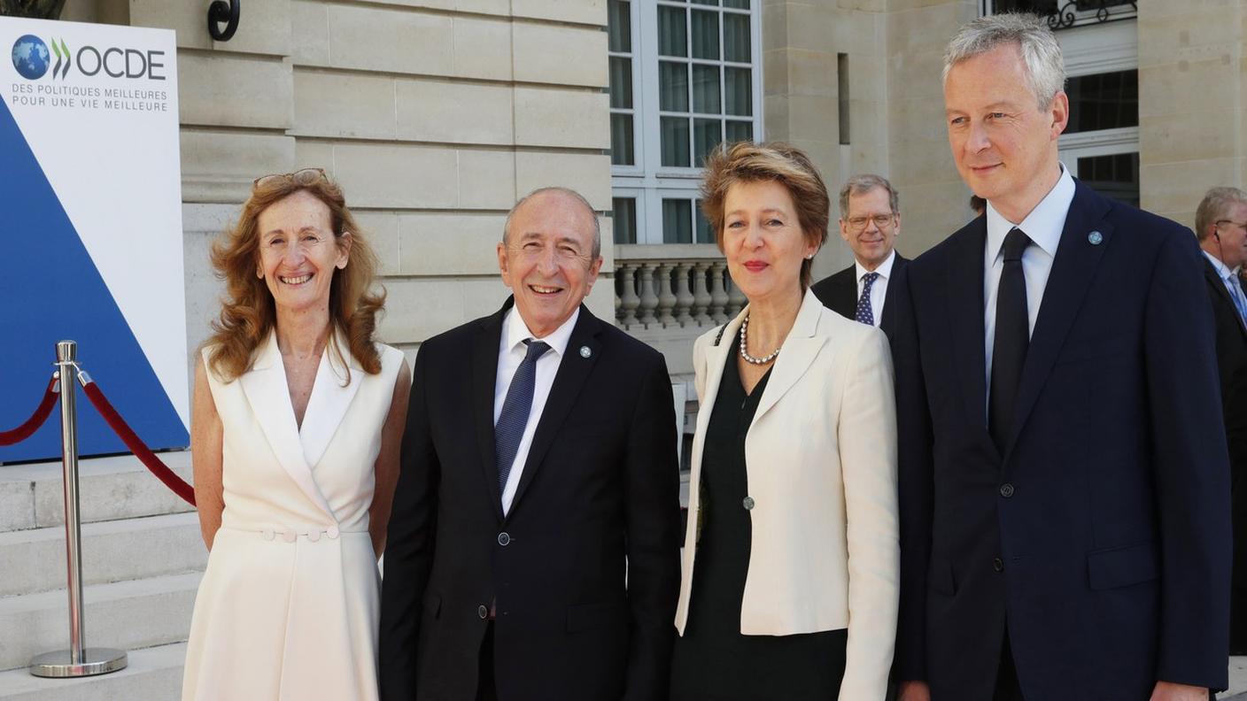 A rappresentare la Svizzera c'era Simonetta Sommaruga (seconda da destra)