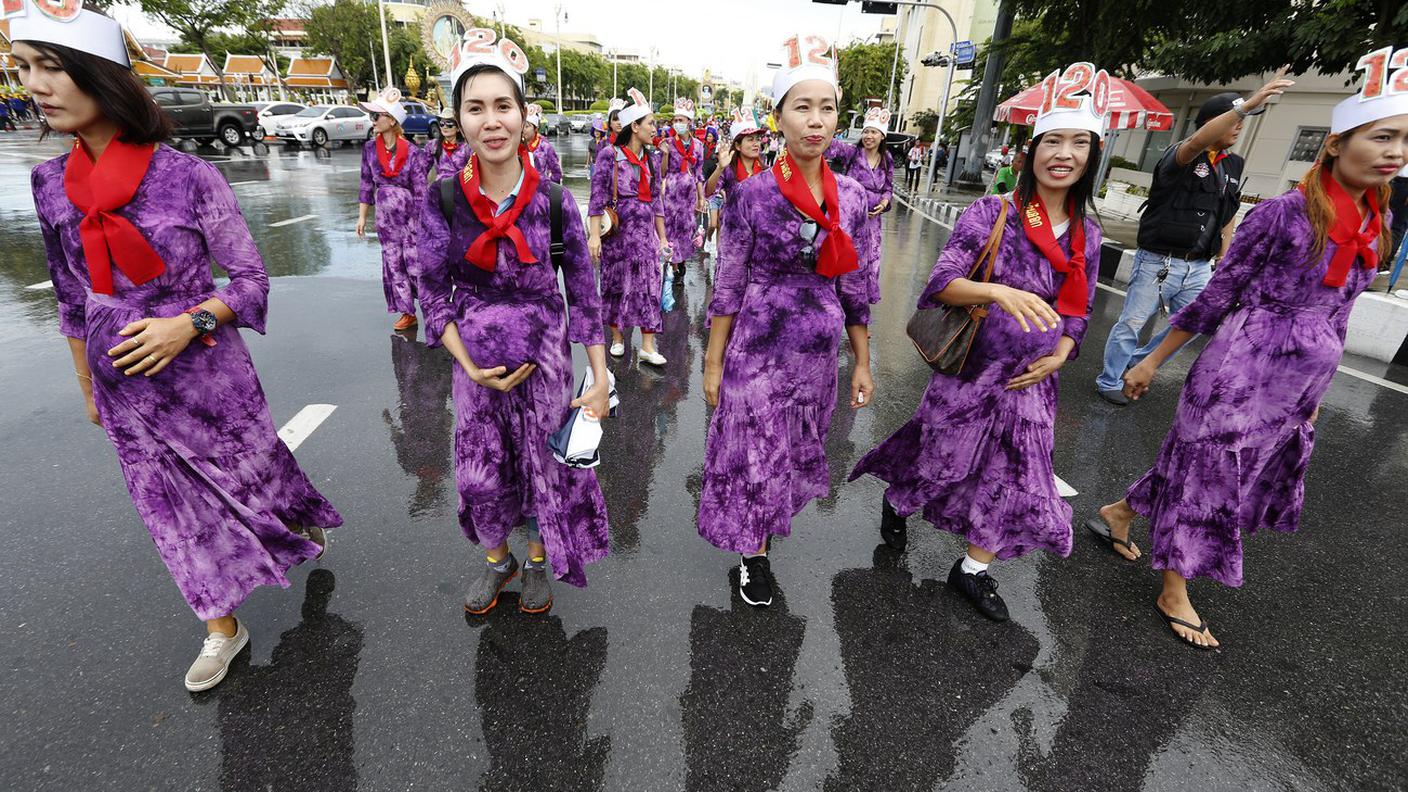 Manifestanti a Bangkok in Thailandia