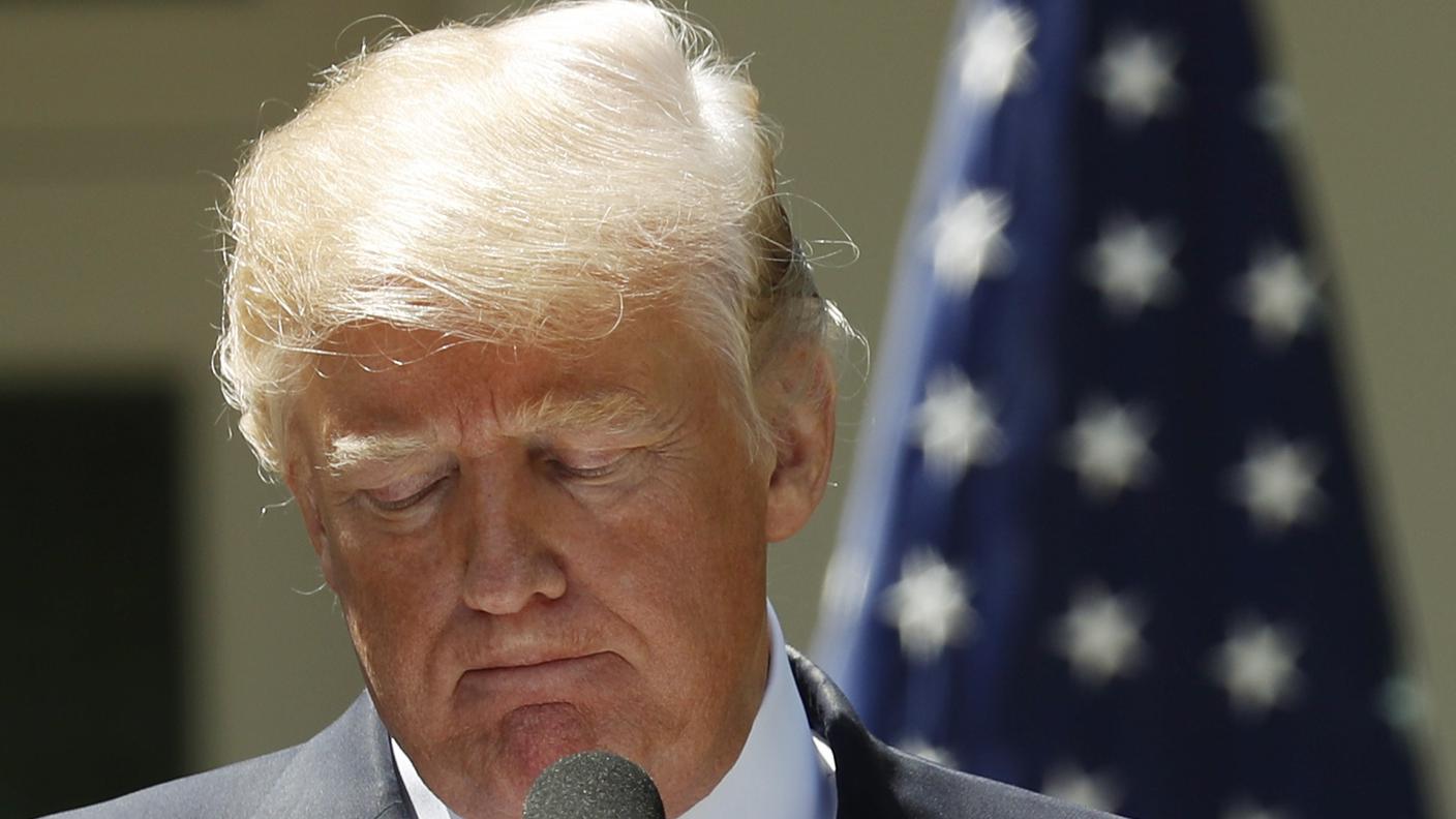 Donald Trump è preoccupato per i tanti fronti aperti contro la sua persona