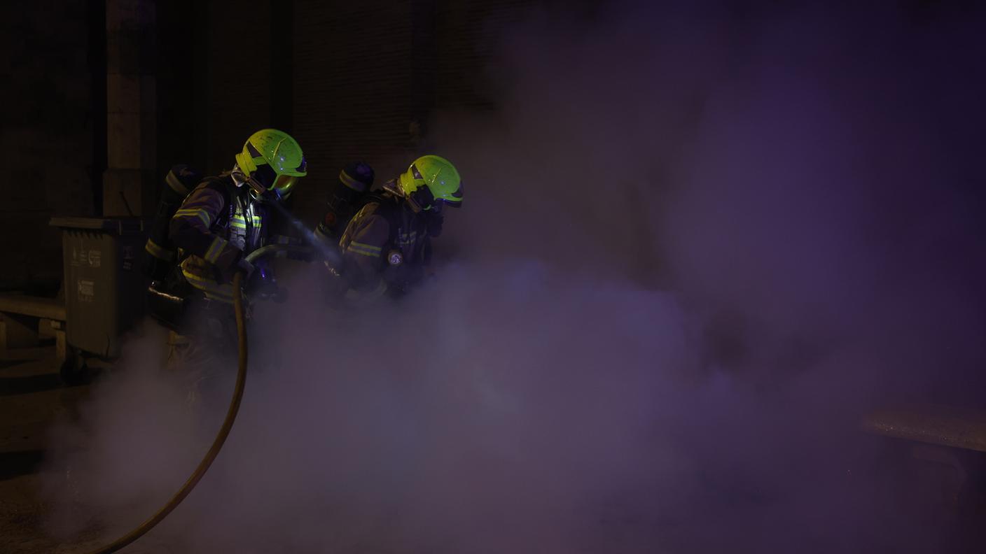 Spagna, in fiamme casa per anziani, almeno 10 i morti