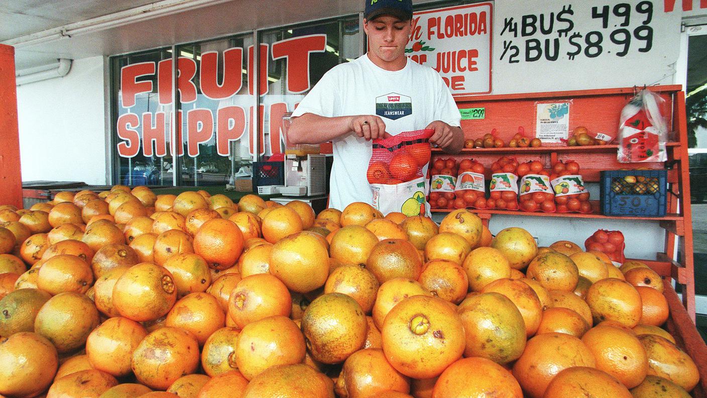 Il succo d'arancia fra le merci toccate