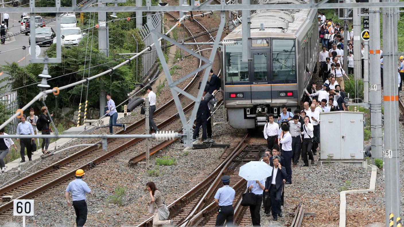 Bloccati i treni