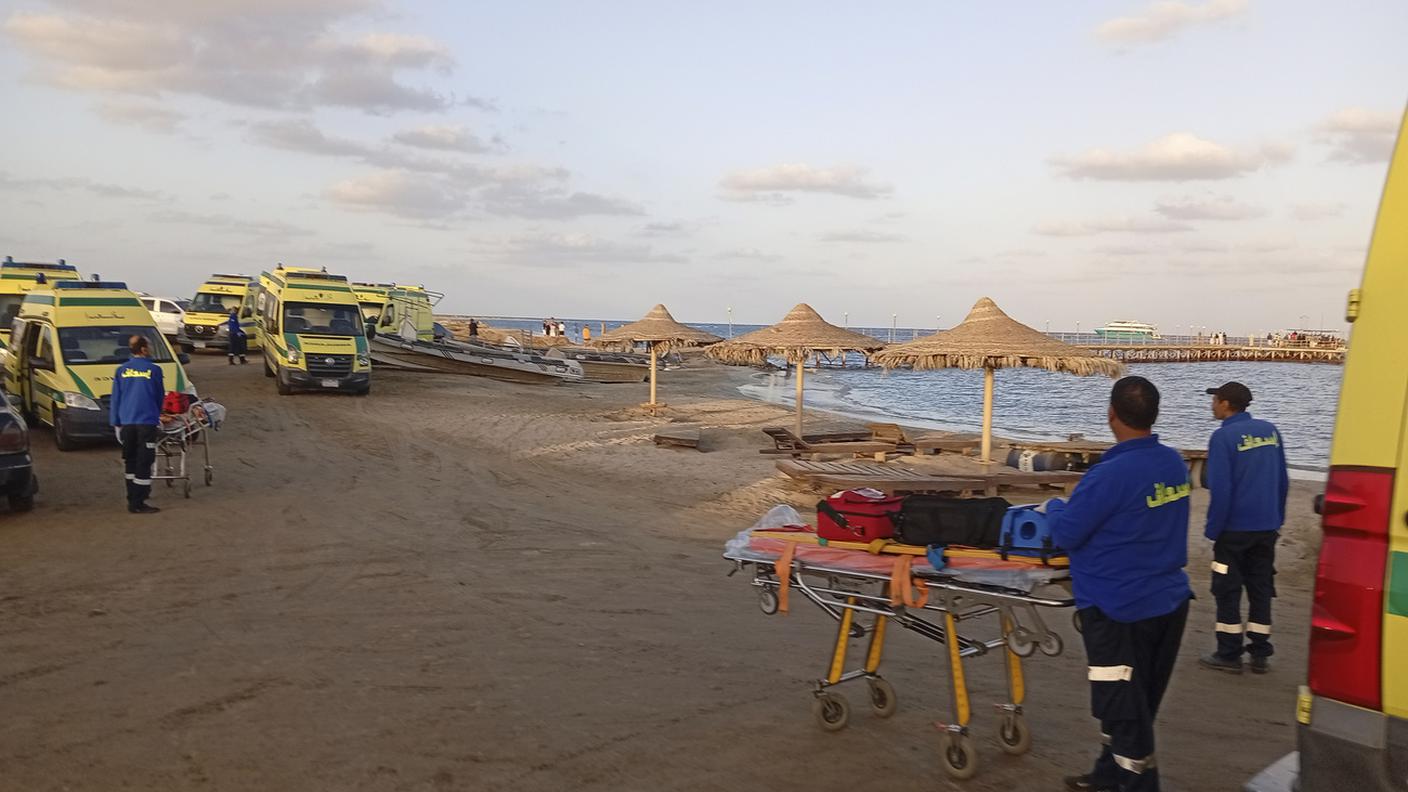 Il dispiegamento dei soccorsi a  Marsa Alam.jpg