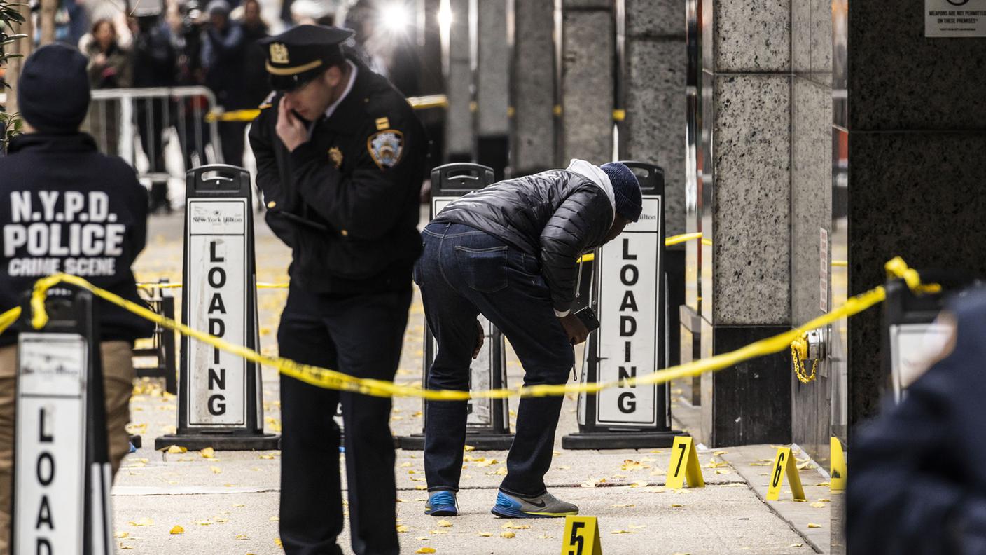 Omicidio a New York: ucciso CEO di assicurazione sanitaria