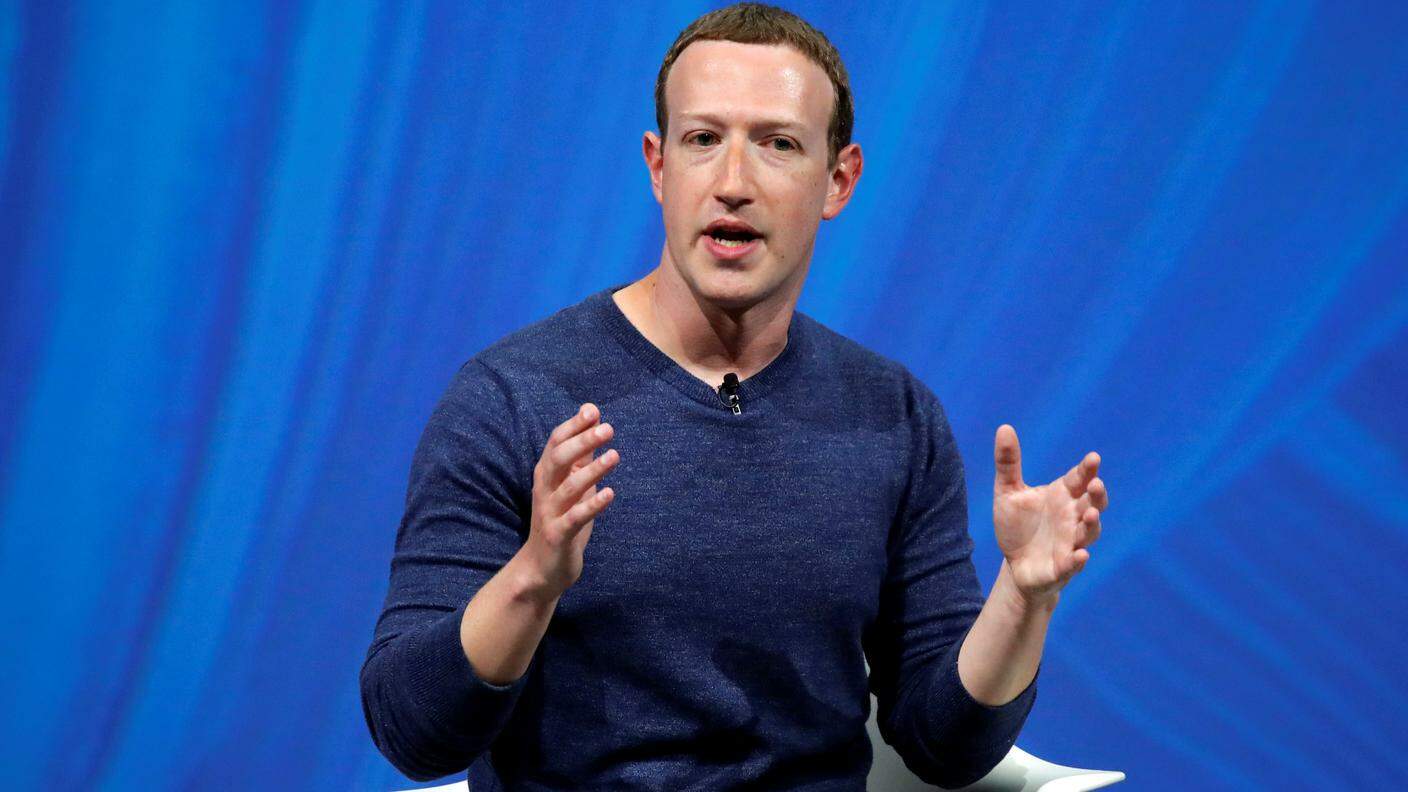 Mark Zuckerberg è di  nuovo al centro di accese polemiche, stavolta legate alla Shoah