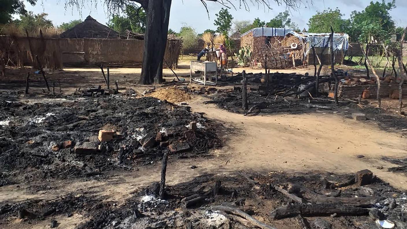 Raid aereo in Darfur, oltre 100 i morti