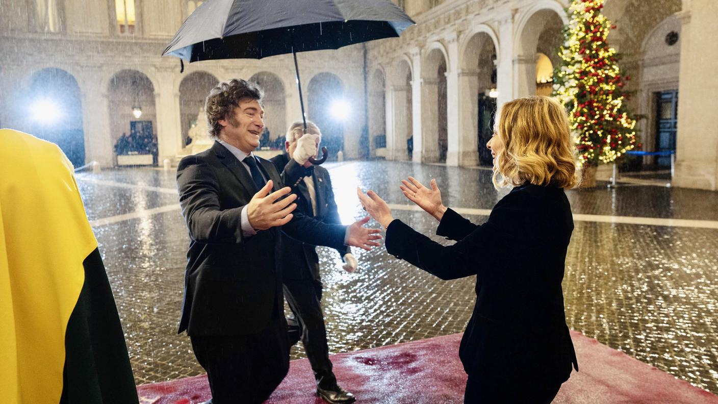 Il presidente argentino Javier Milei ricevuto da Meloni a Palazzo Chigi.jpg