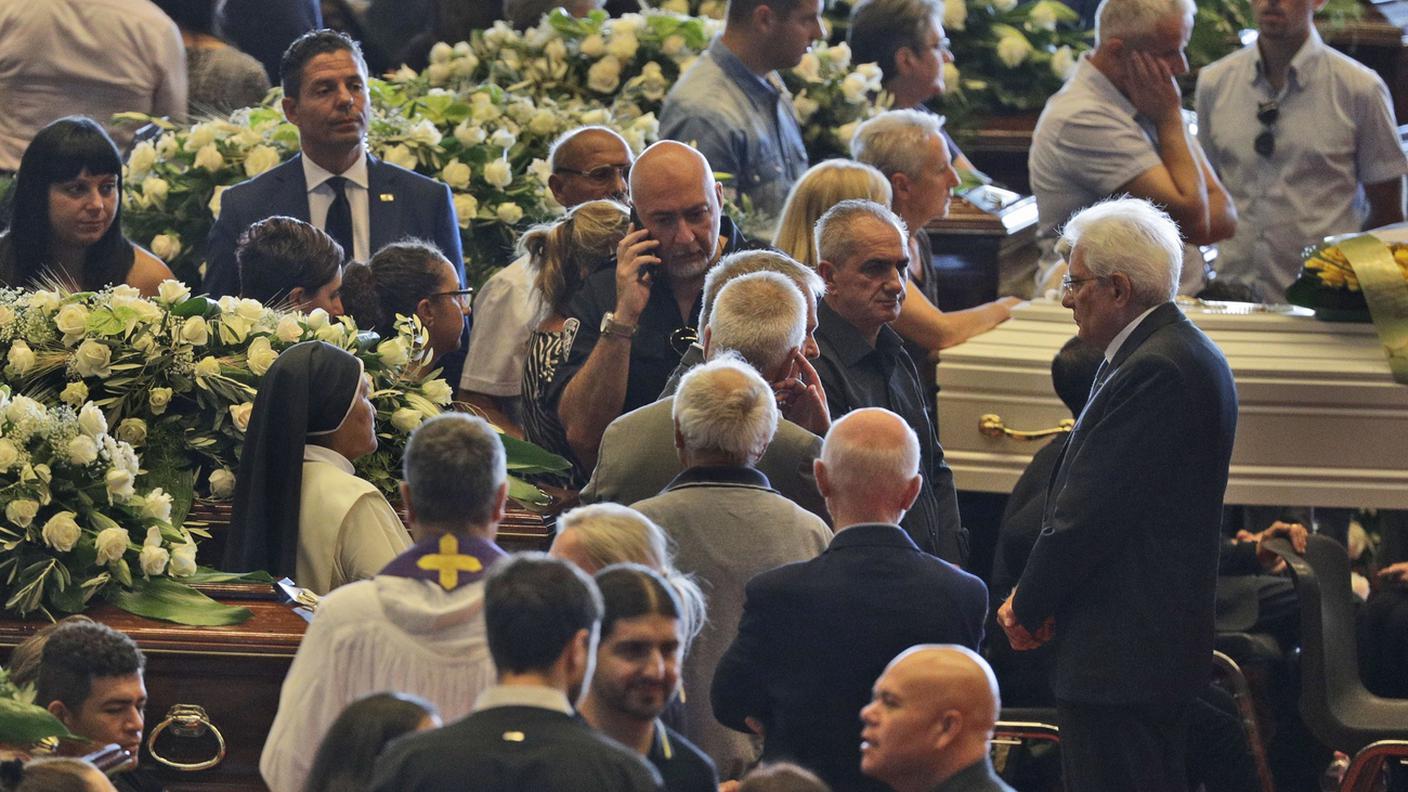Il presidente Matteralla si è intrattenuto con le famiglie delle vittime