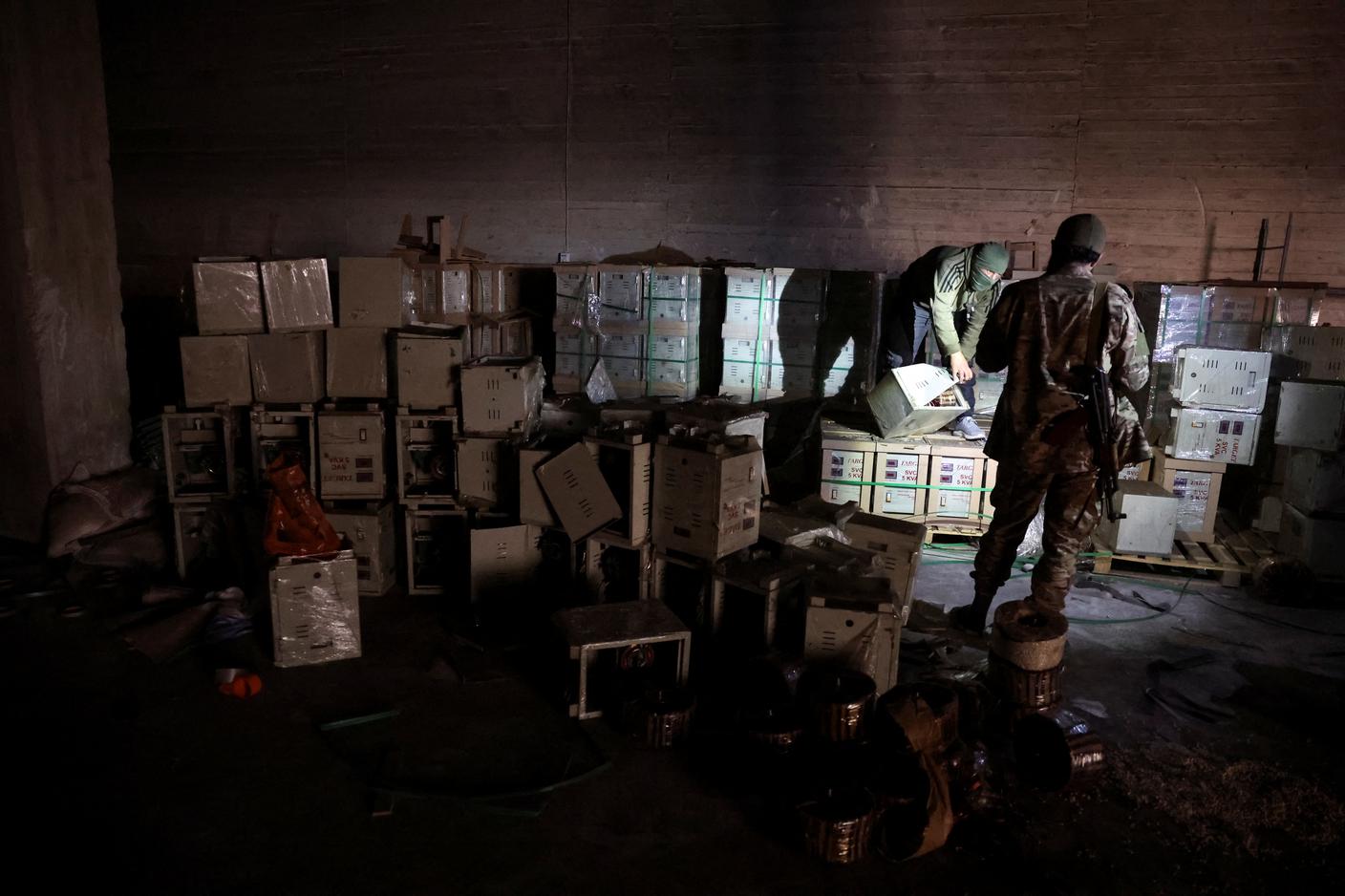 2024-12-13T100202Z_1404799094_RC2KNBAIMPW7_RTRMADP_3_SYRIA-SECURITY-CAPTAGON.JPG