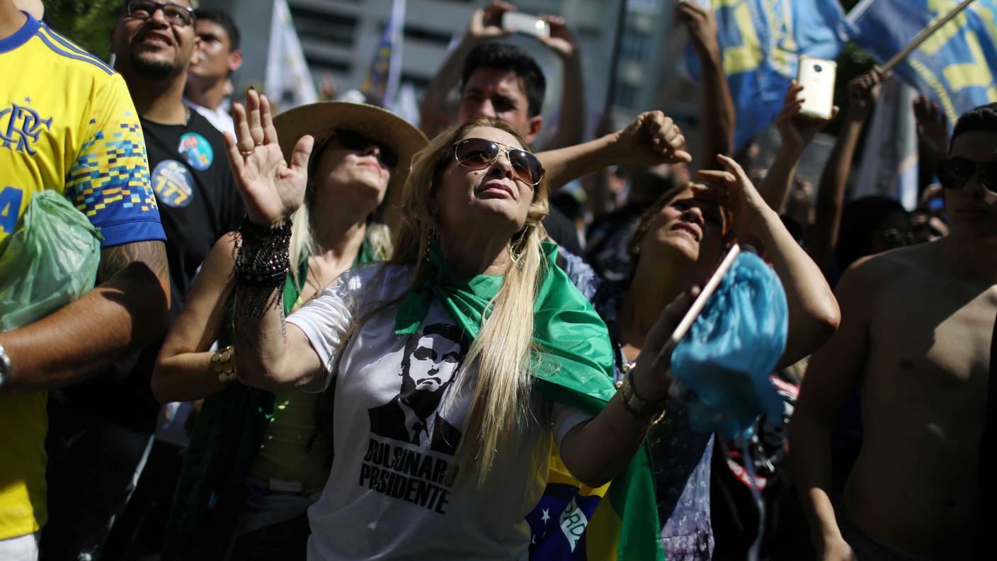 Manifestazioni a sostegno di Jair Bolsonaro sono organizzate in svariate città brasiliane
