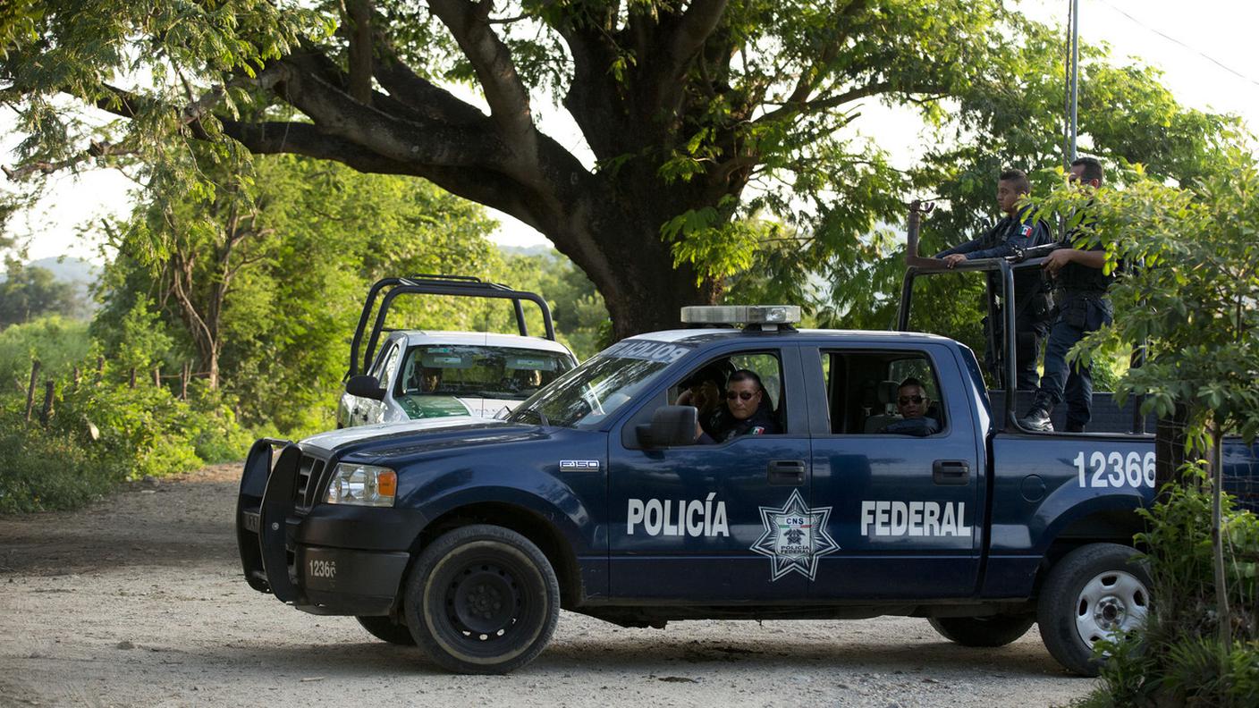 Un posto di blocco della polizia federale messicana
