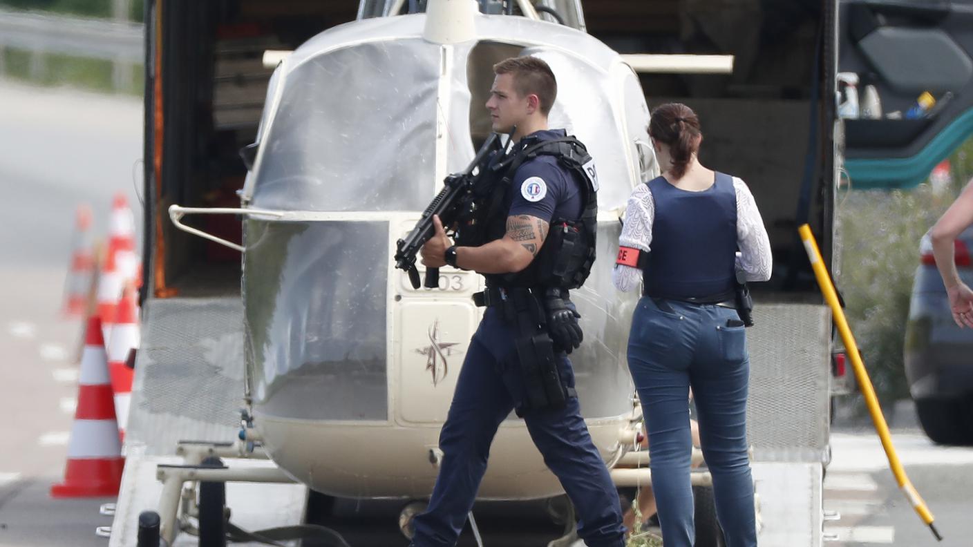 L'elicottero usato il primo luglio da Faid per evadere dal carcere di Réau