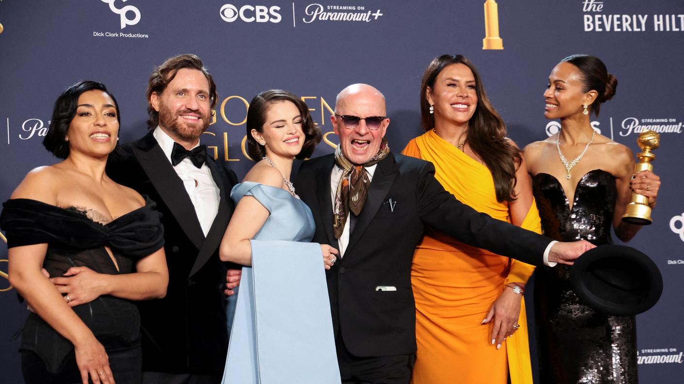 2025-01-06T053633Z_1097687361_HP1EL160EOFKY_RTRMADP_3_AWARDS-GOLDENGLOBES.JPG