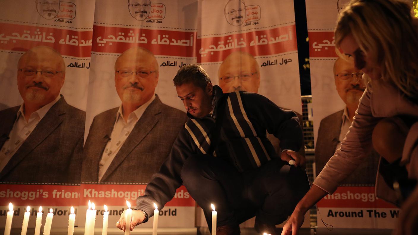 Una veglia in memoria del giornalista dissidente assassinato