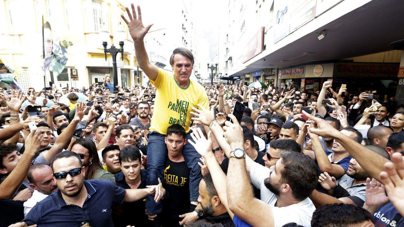 Bolsonaro sempre in testa per le presidenziali ma Haddad si avvicina
