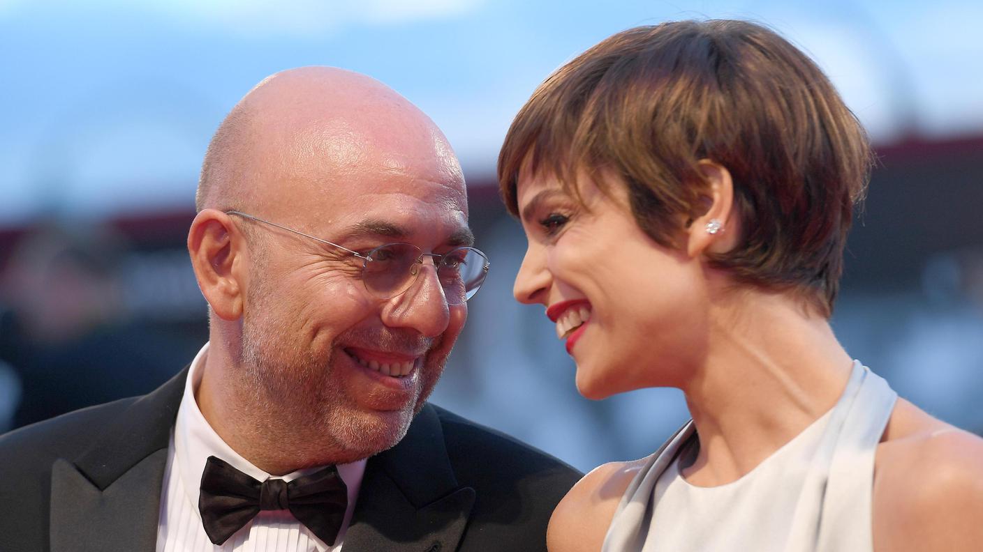Sorrisi e sguardi d'intesa solo un anno fa, durante la 74esima Mostra del cinema di Venezia