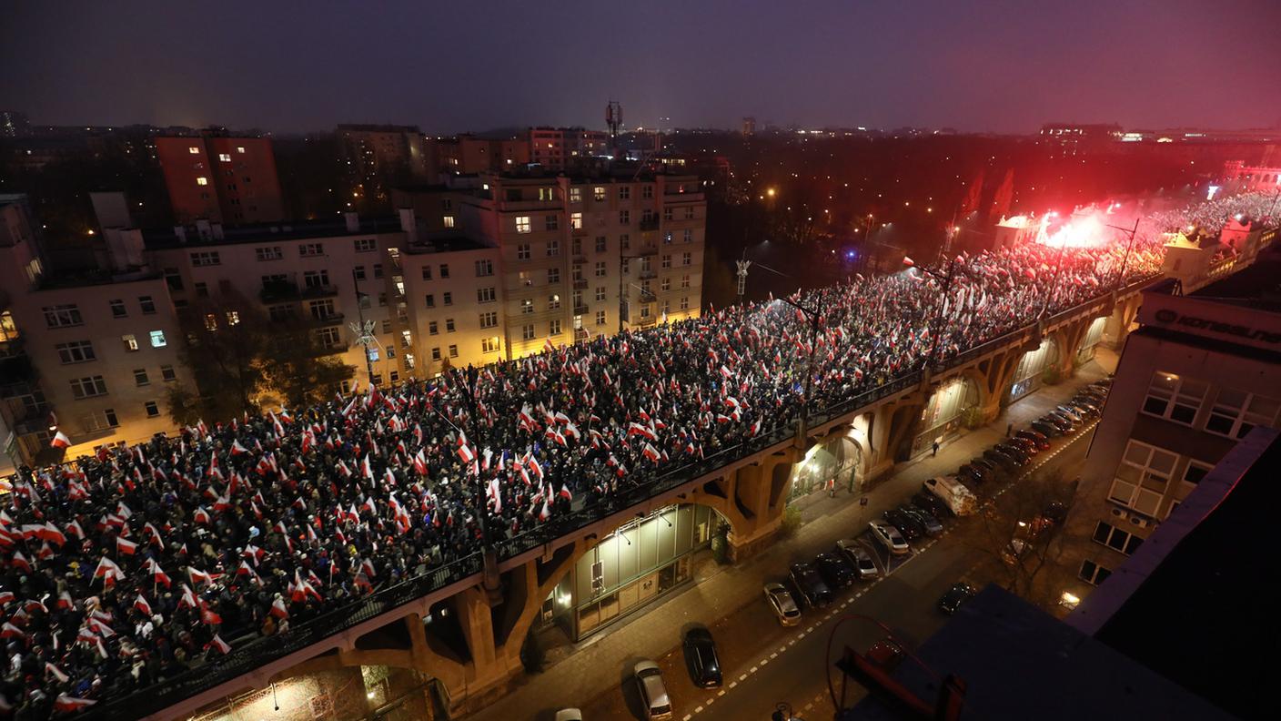 Duecentomila persone in piazza