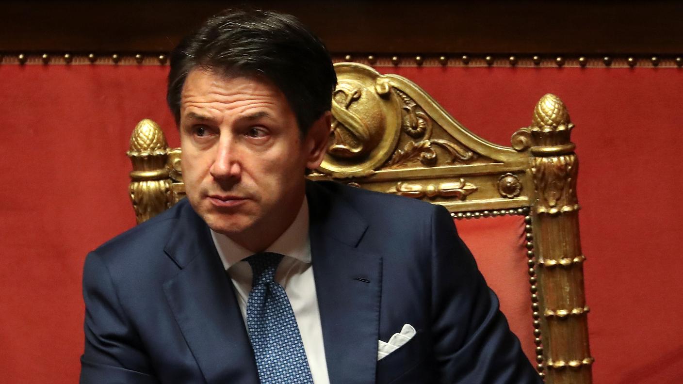 Il premier italiano Giuseppe Conte ha dovuto aspettare fino a tarda notte l'esito del voto