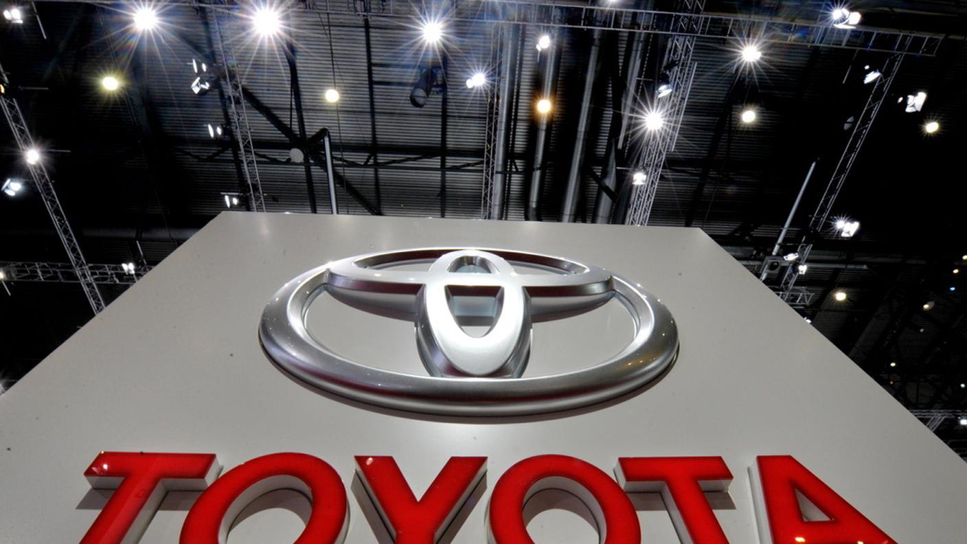 toyota, logo, 10.1.2011, Ky_.JPG