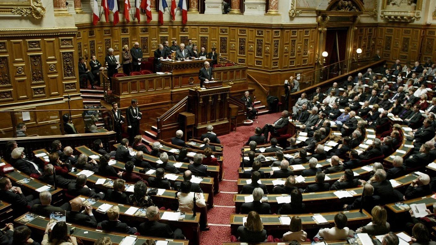 senato francia ky.JPG