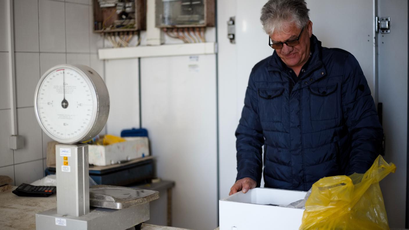 Drago Krmek di Neum, proprietario di un allevamento di pesci di Neum è contento del futuro ponte di Peljesac.