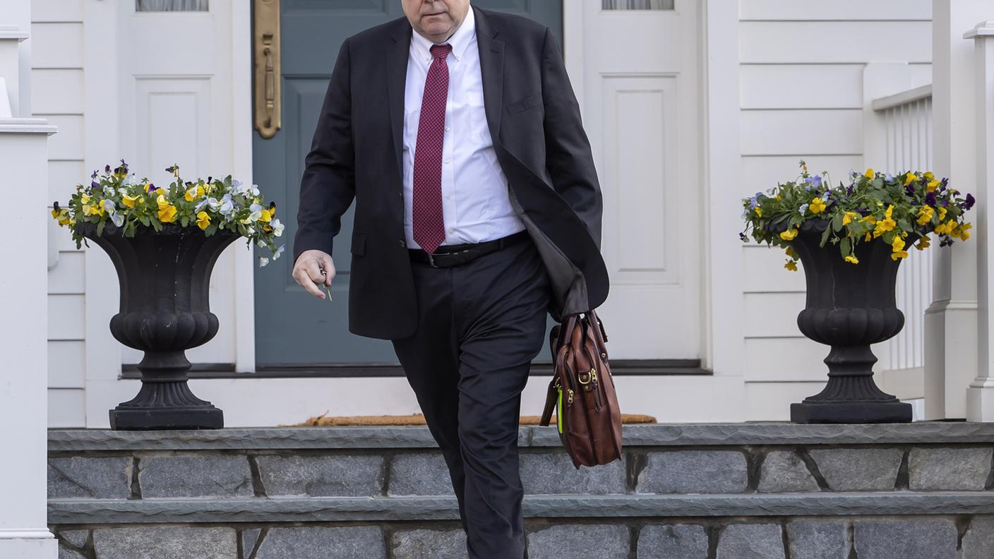 Il prossimo passo spetta al destinatario del documento, l'"attorney general" William Barr