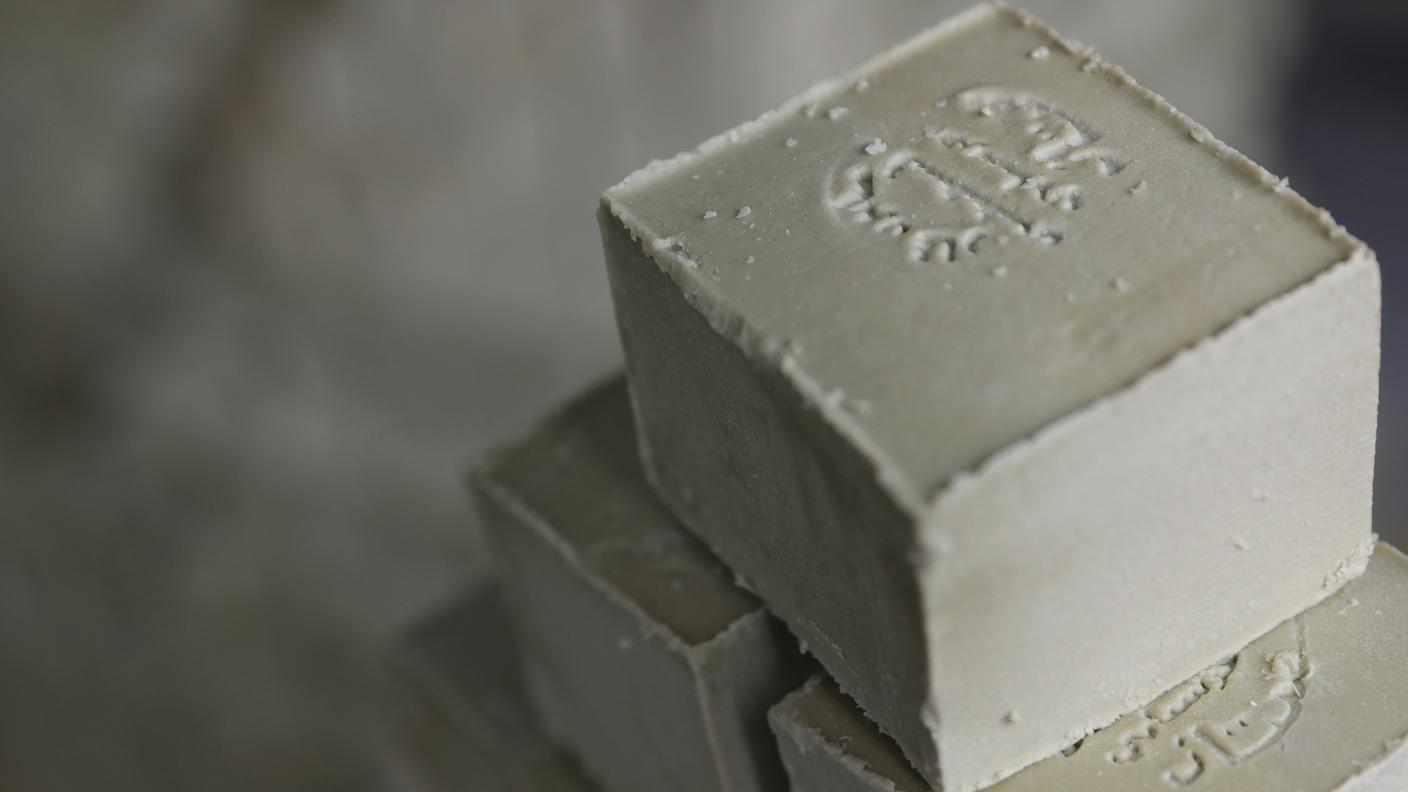 Ad Aleppo riprende la produzione del sapone dopo la guerra 