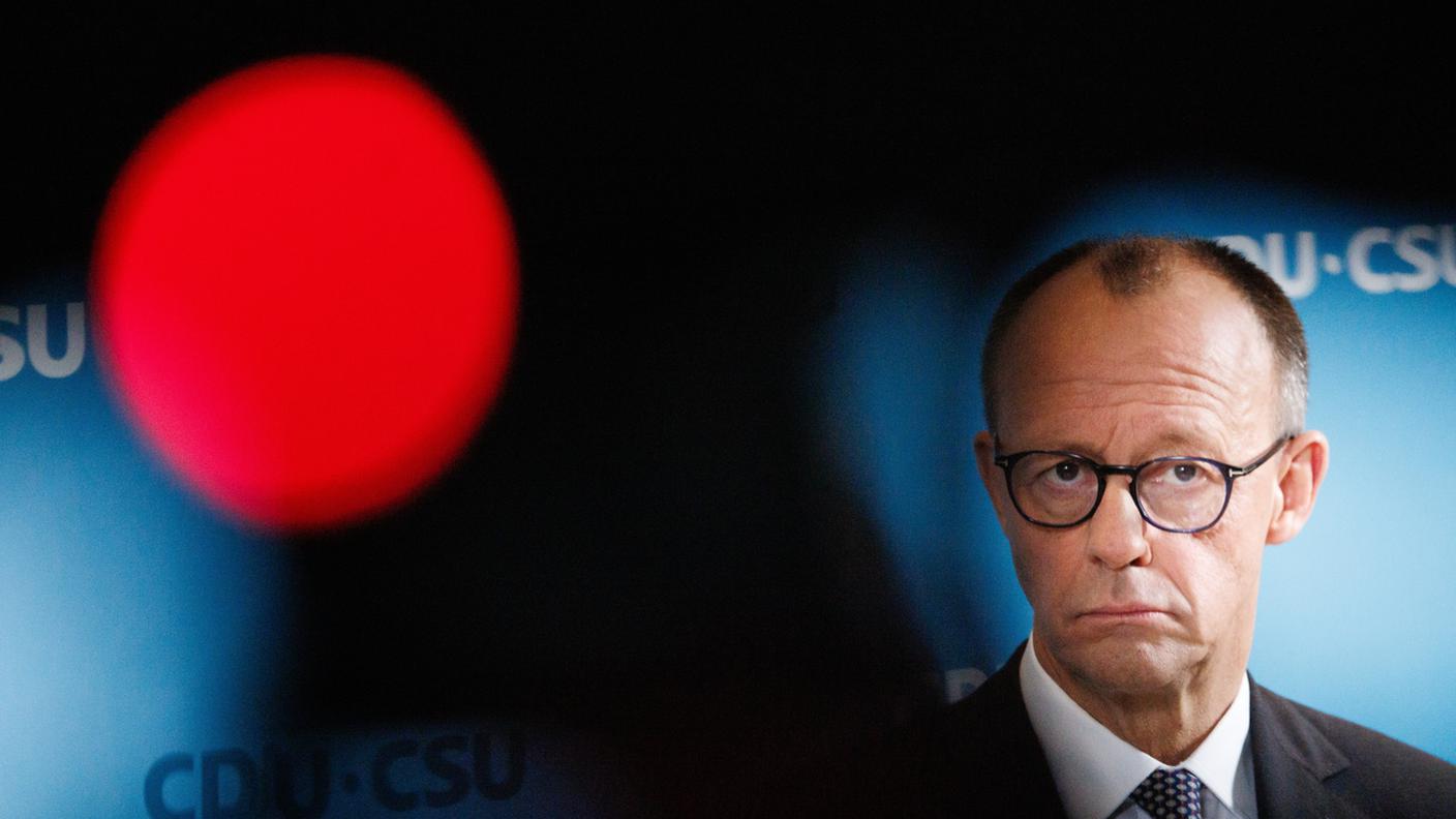 Friedrich Merz ha presentato l'accordo con i Verdi sottolineando che la Costituzione verrà modificata per garantire tre obiettivi