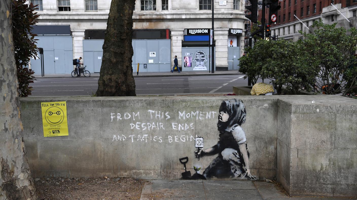 Il disegno apparso su un muro di Londra