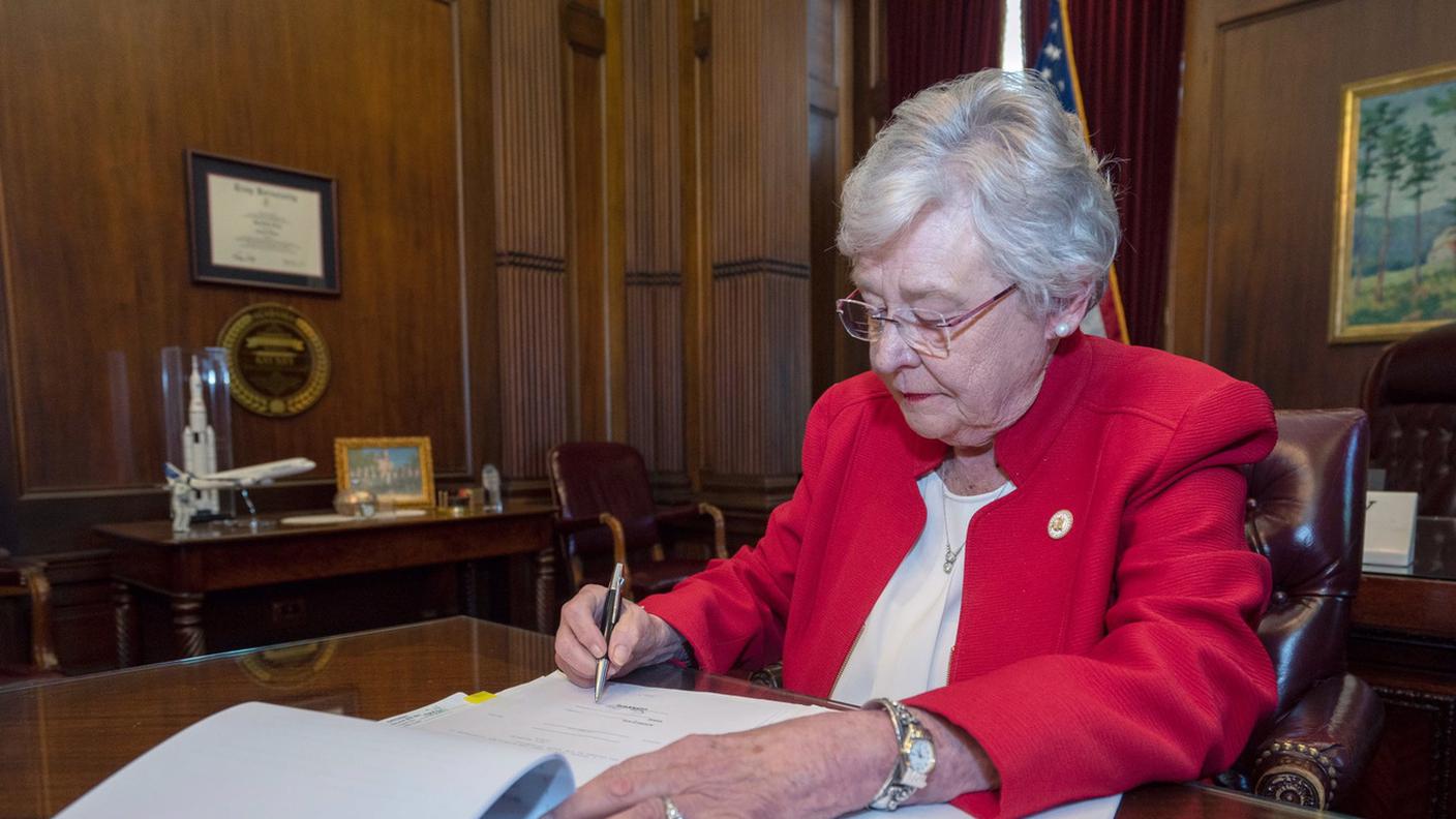 La governatrice dell'Alabama Kay Ivey