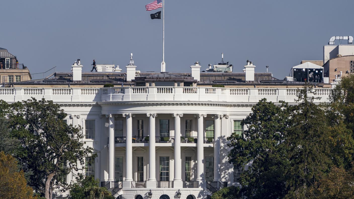 Intervento del Secret Service vicino alla Casa Bianca