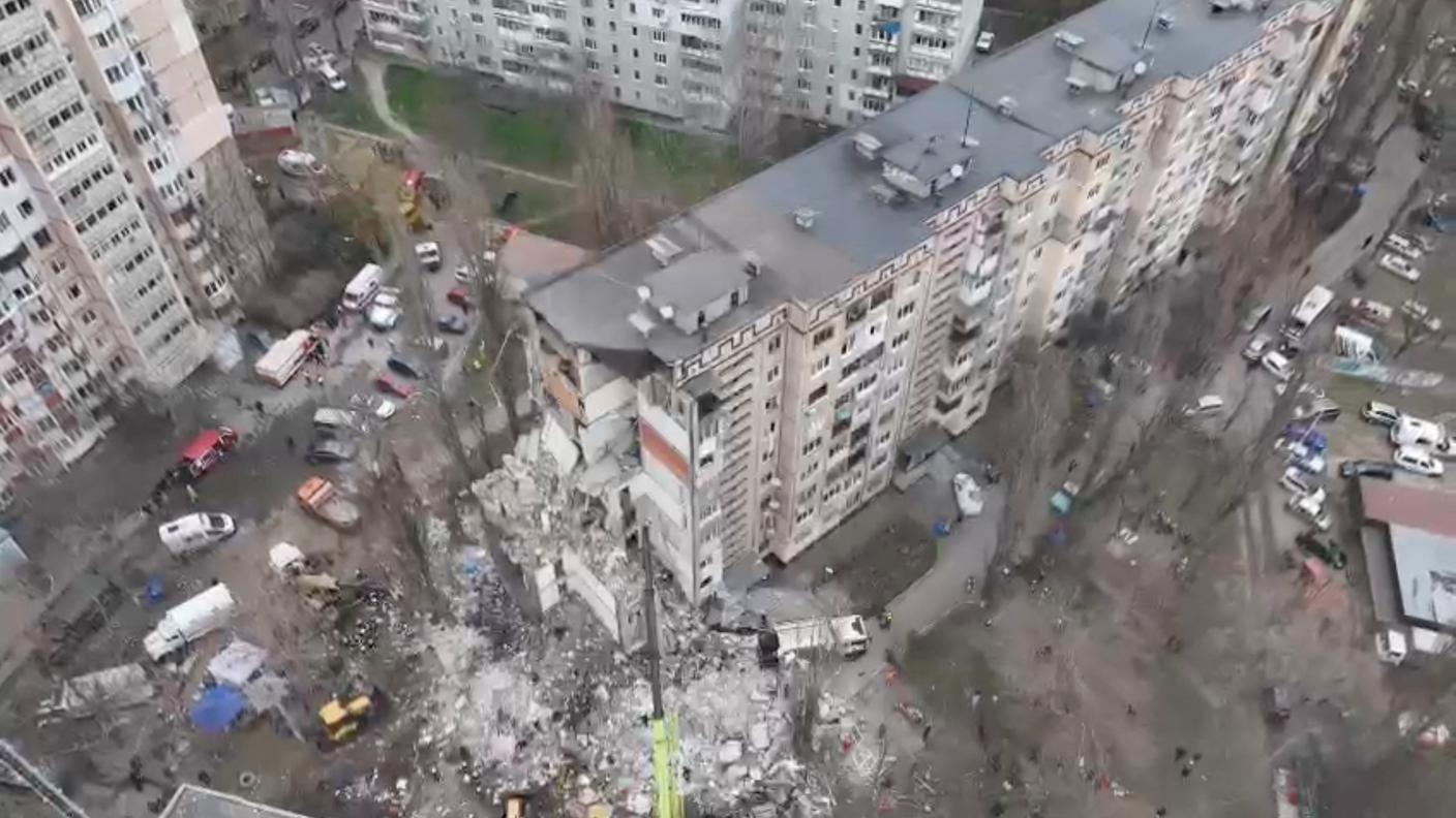 Massicci attacchi russi contro l'Ucraina