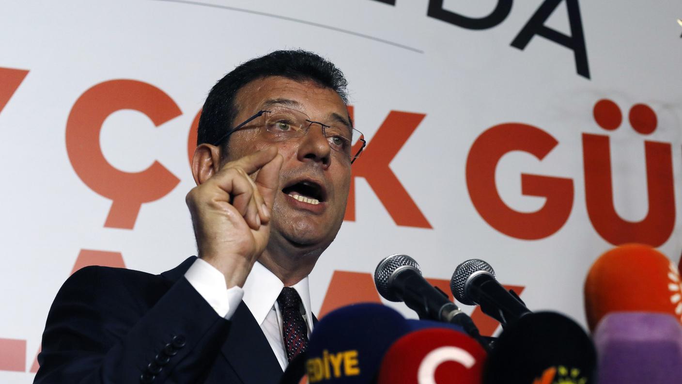 "Oggi ha vinto la democrazia", ha dichiarato dopo la sua vittoria  Ekrem Imamoglu, esponente dell'opposizione a Erdogan