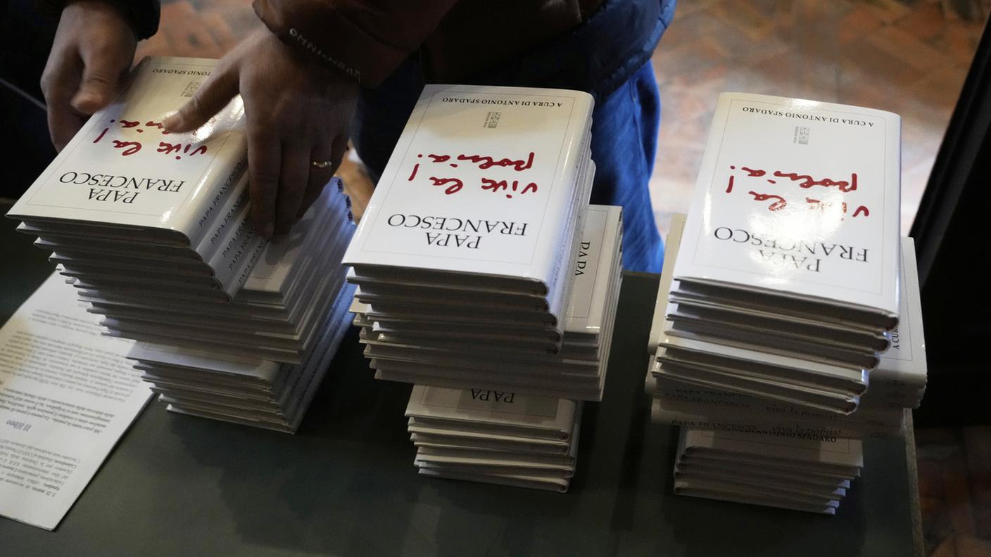 Le parole del cardinale Fernandez sono arrivate durante la presentazione del libro di Papa Francesco