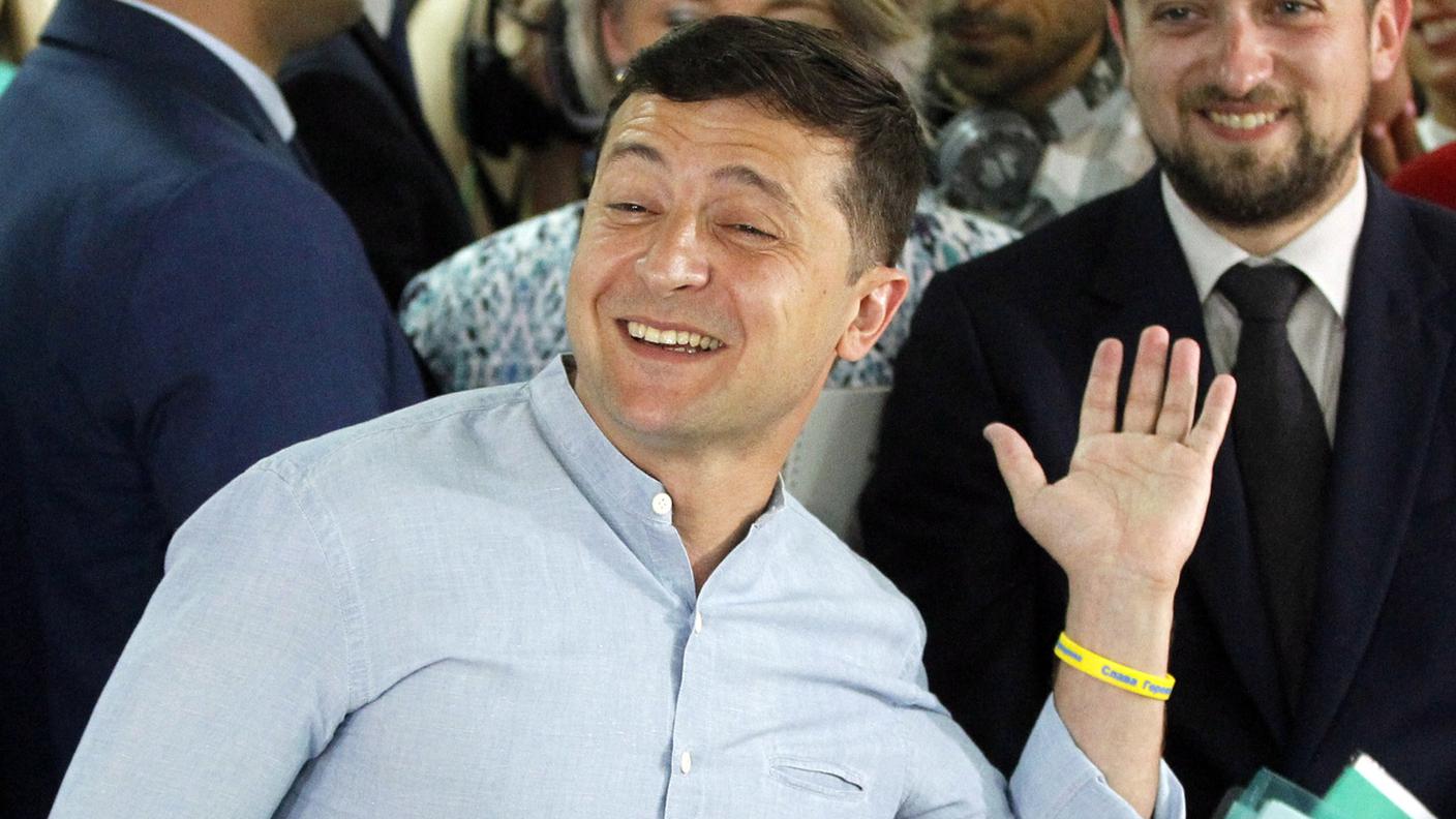 Dopo l'elezione di aprile, l'ex attore inanella un altro successo