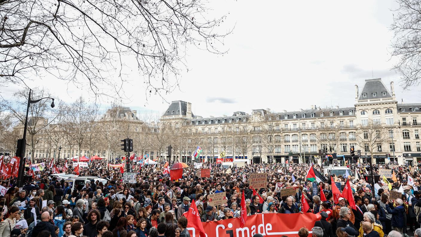 Manifestazioni contro il razzismo in Francia
