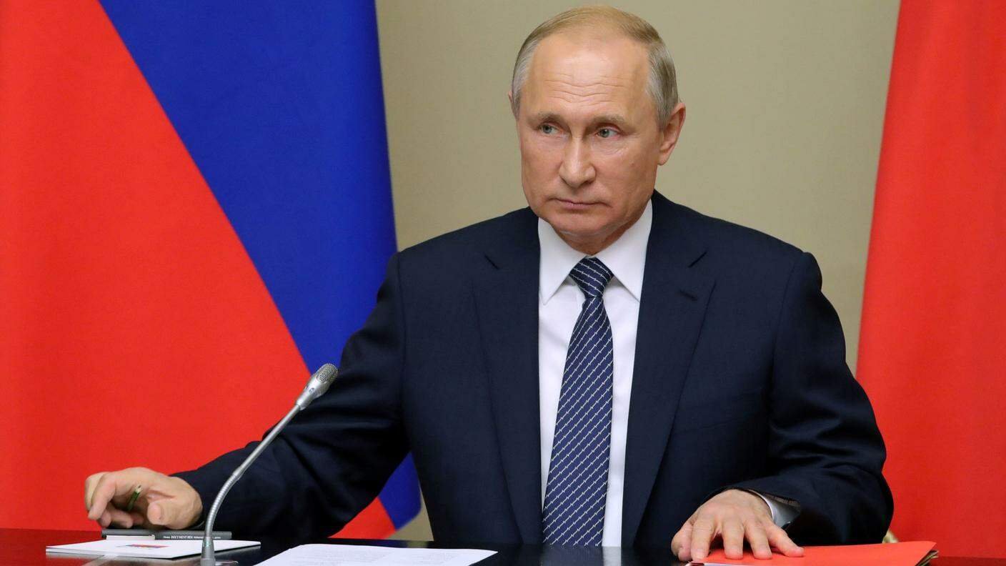 Vladimir Putin è da vent'anni il vertice unico della politica del Cremlino