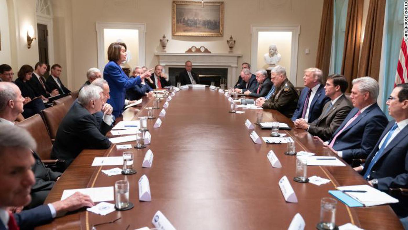 Antagonisti: Donald Trump e Nancy Pelosi