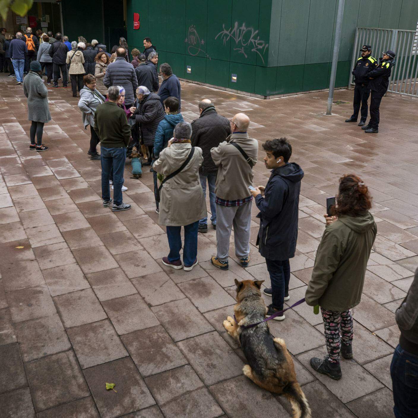 Iniziate le operazioni di voto in Spagna