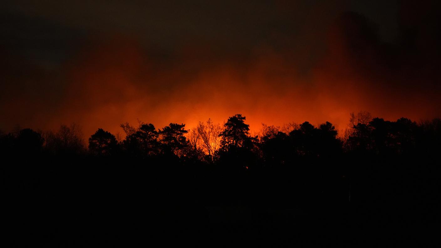incendio nel new jersey